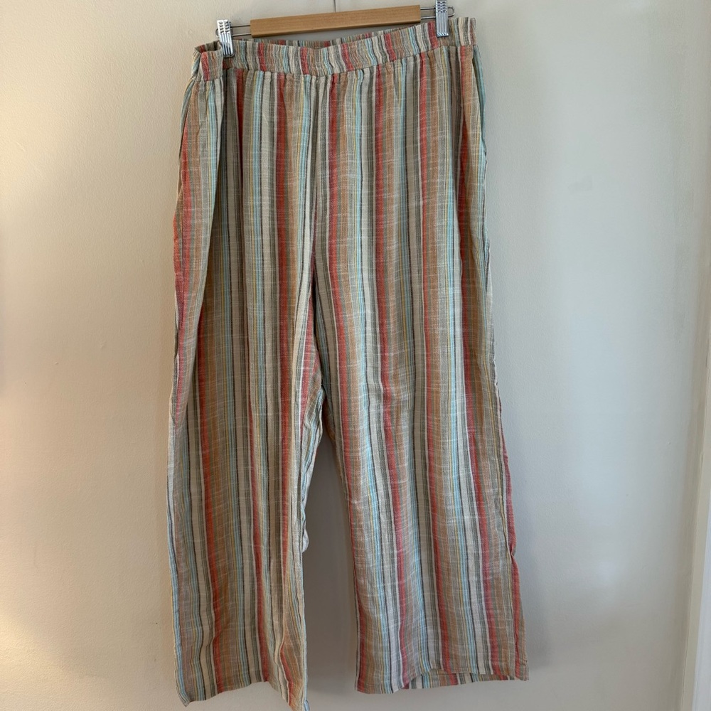 Linen pants with comfortable wide elastic waist.  Full length & lined.